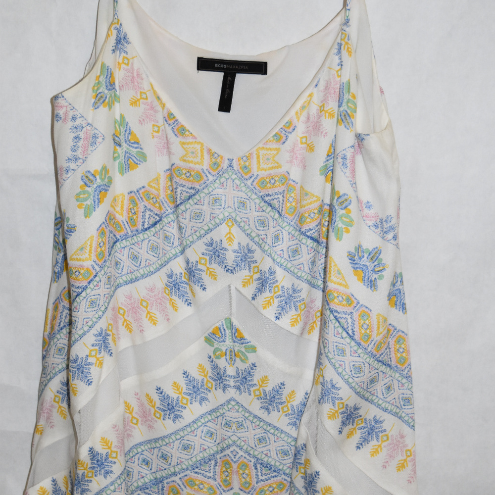 BCBGMAXAZRIA Cora Cami Top. Size Large